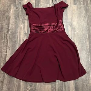 B Darlin 7/8 cap sleeve dress